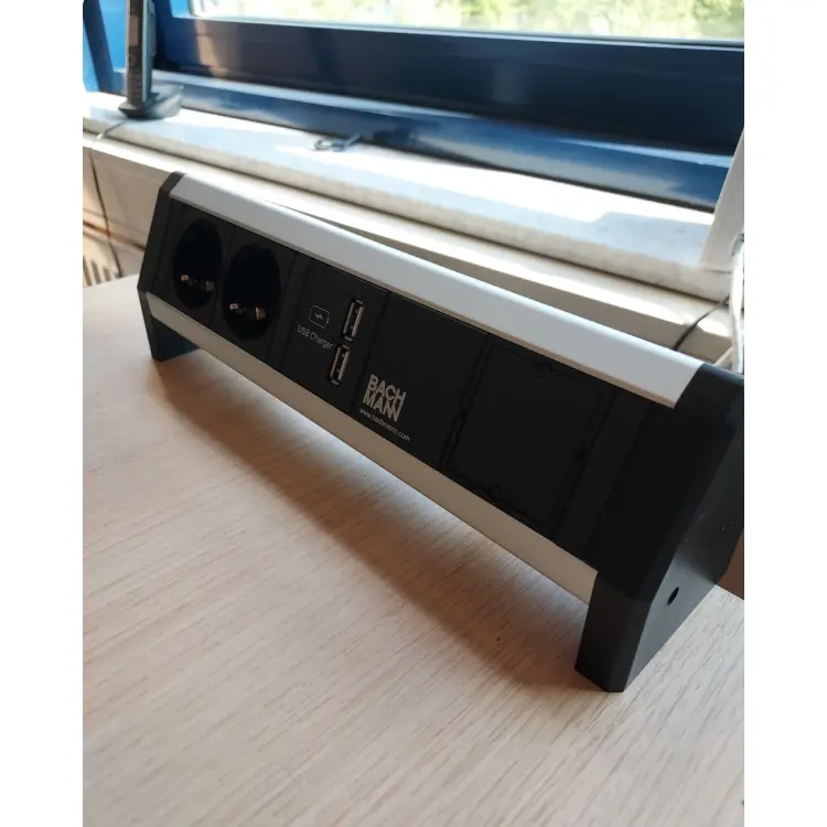 Bachmann Opbouw unit 2 x stroom 2 x USB